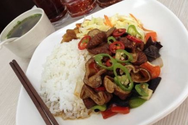 吹吹肥肠饭加盟费