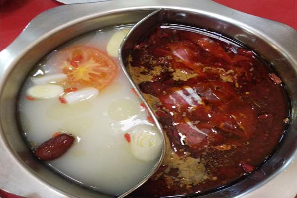川妮子重庆鸳鸯火锅城