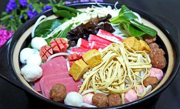 桥缘香过桥米线加盟店