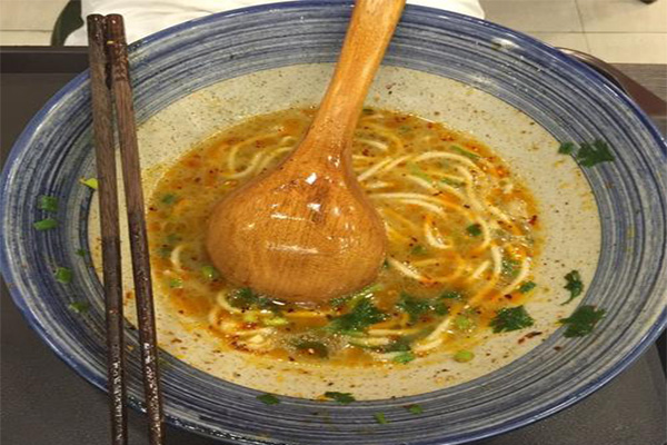 张无忌火锅米线加盟门店