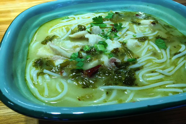 大渔号酸菜鱼米线加盟店