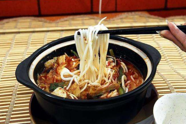 嘟米客过桥米线加盟费