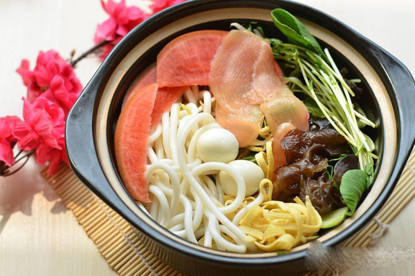 桥家园过桥米线加盟