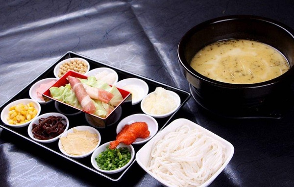 好阿姨云南米线加盟费