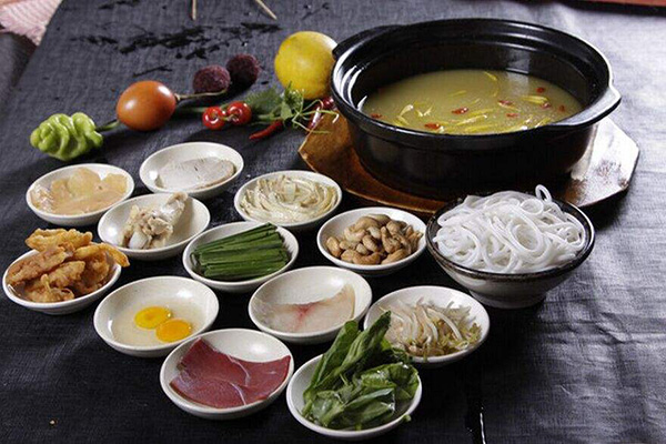 胧月过桥米线加盟费