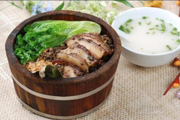 张记木桶饭加盟费