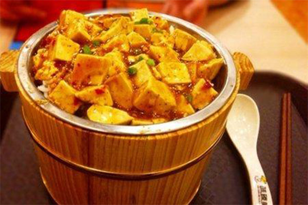 轩于鲜木桶饭加盟费