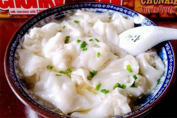 菲尝馄饨铺加盟费