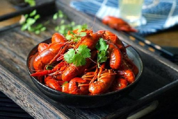 乡巴佬小龙虾加盟费