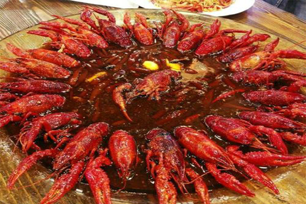 梁二龙虾加盟费