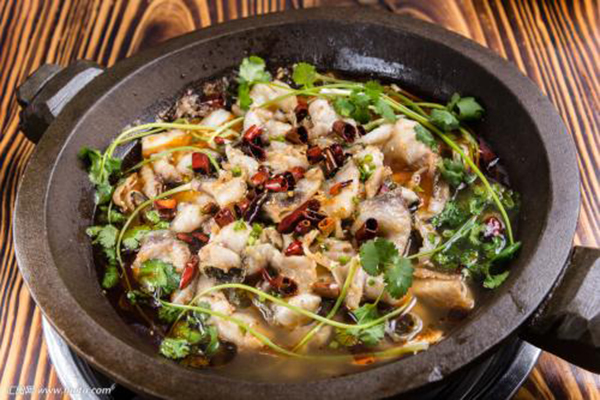 飘湘石锅鱼火锅