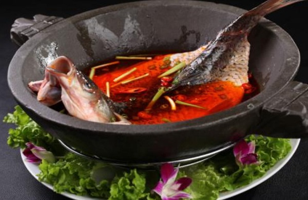 红灯笼石锅鱼加盟