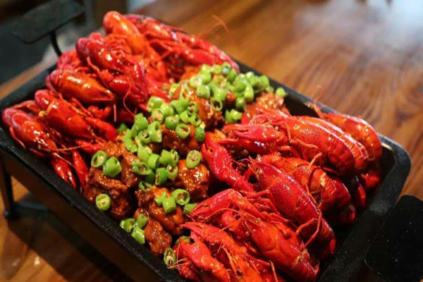 孙家麻辣小龙虾加盟店