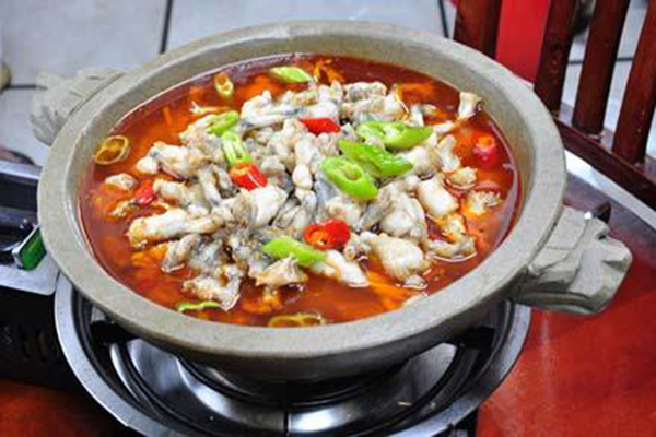 飘湘石锅鱼火锅