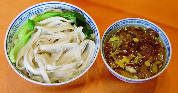 云龙刀削面加盟店