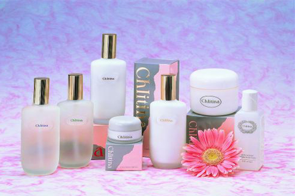 艾三化妆品加盟费