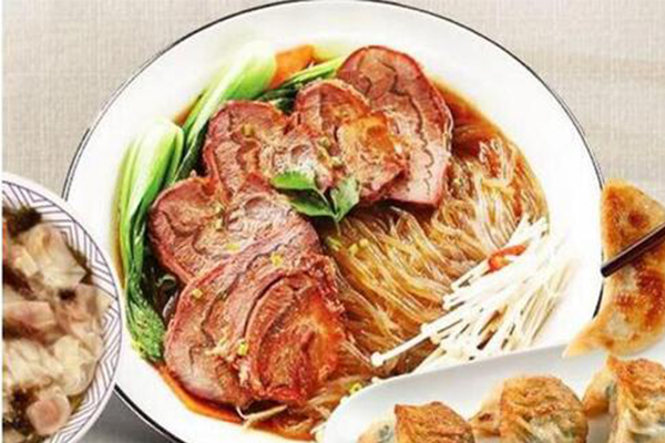 台门里招牌牛肉粉锅贴加盟费