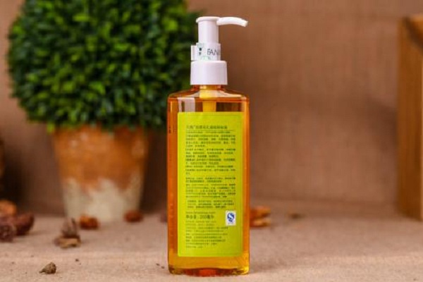 凡茜卸妆油加盟