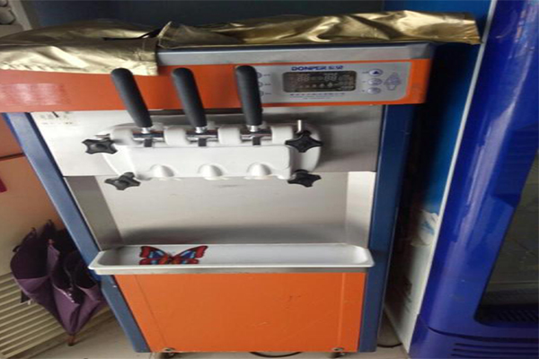 东贝冰淇淋机加盟