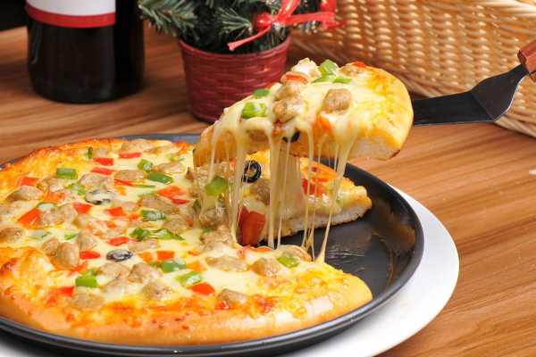 稻草人披萨加盟费