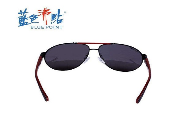 蓝色沸点眼镜加盟费