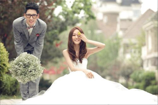 美空婚纱摄影加盟费