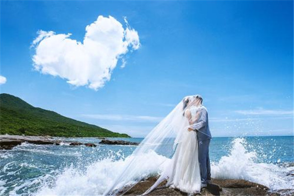 美空婚纱摄影加盟费