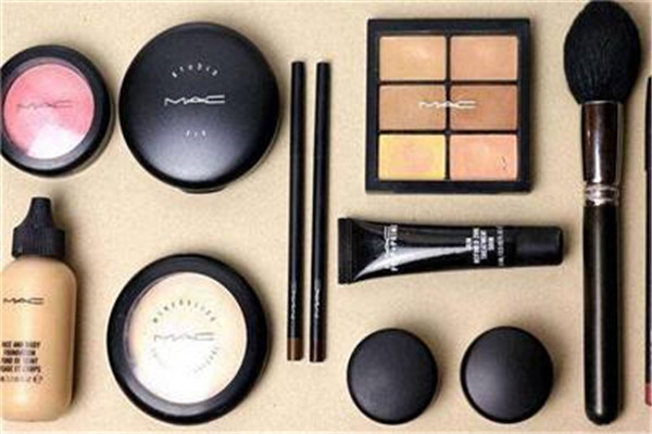 美丽重生化妆品加盟费