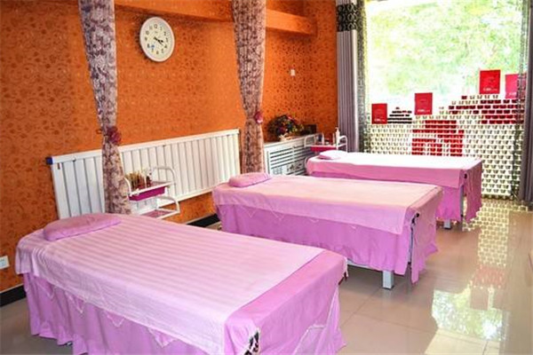 美丽神话美容会所加盟费