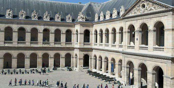 欧名艺术留学中心加盟店