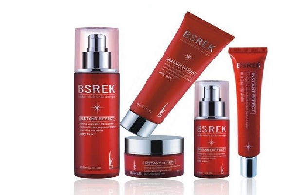 白皙化妆品加盟费