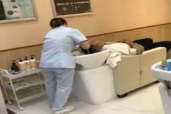 瑞丽诗美学植发加盟费