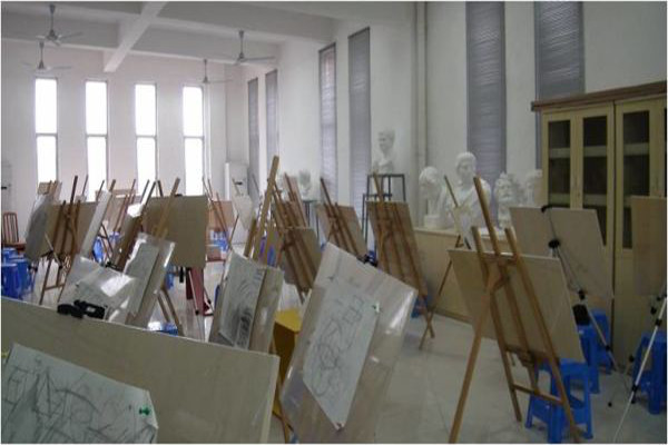 青蓝画室加盟费