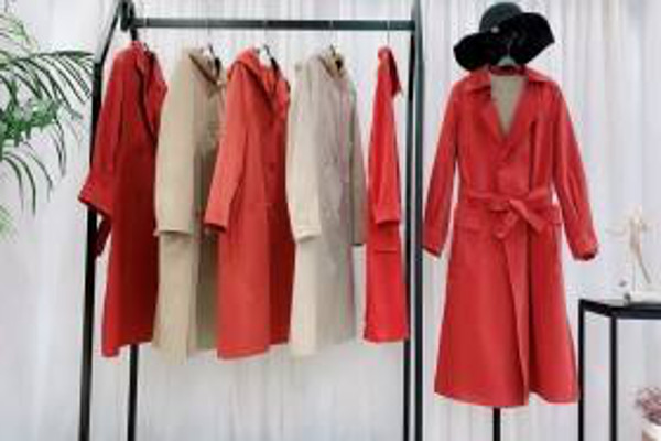 瑞丽韩诗女装加盟费