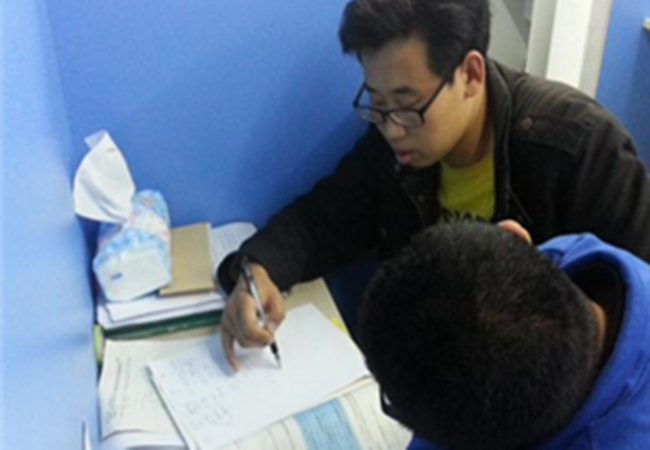 三人行教育加盟门店