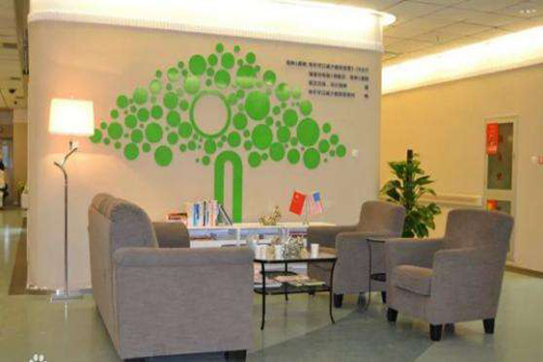 瑞丽诗美学植发加盟费