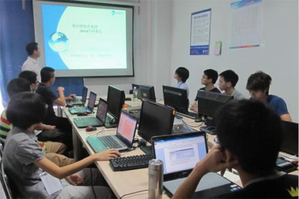 腾科IT教育加盟门店