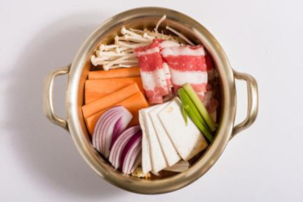 南山碳烤韩国料理加盟费