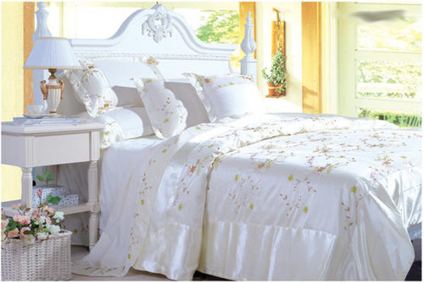 伊露莲家纺加盟费