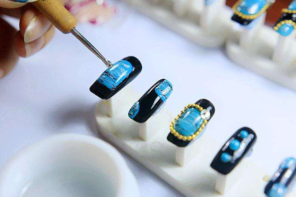 天美美甲培训学校加盟