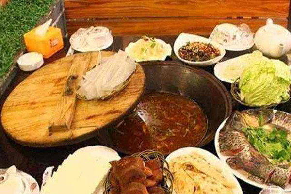 乡村灶台鱼火锅加盟费