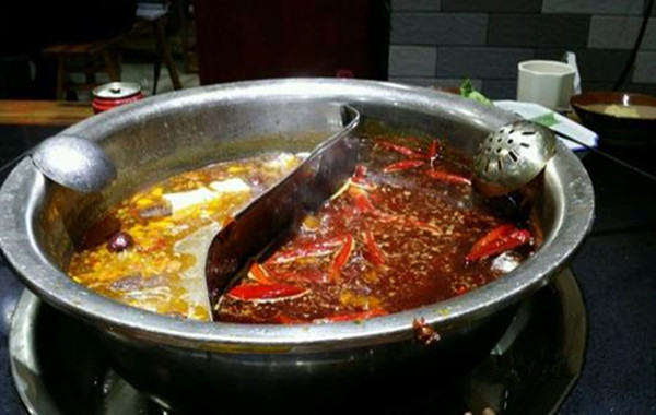 重庆鲨鱼老火锅加盟费