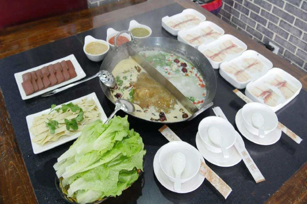 鲜上鲜斑鱼火锅加盟费