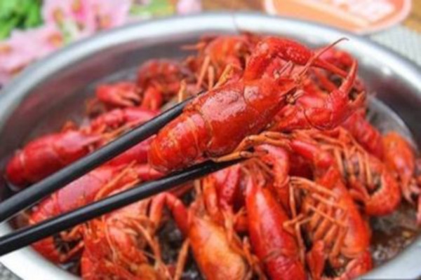 一品龙虾王加盟费