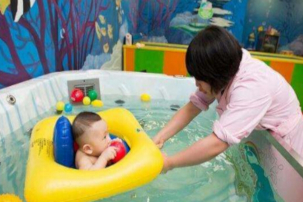 香港KAYI婴儿游泳馆