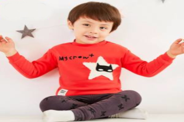 依拉拉童装加盟