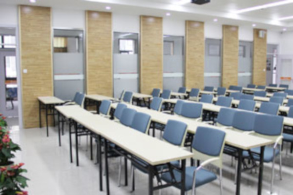 志诚教育加盟费