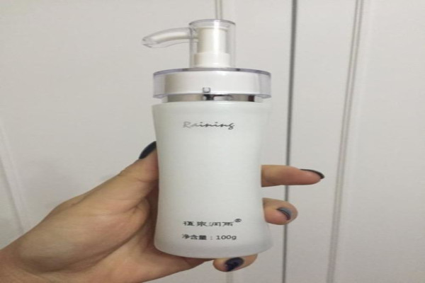 植泉润雨化妆品加盟费