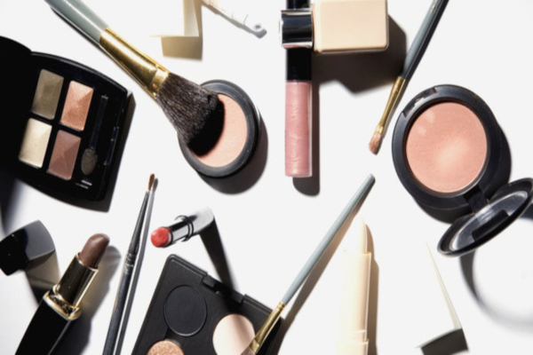 蕴妙化妆品加盟店