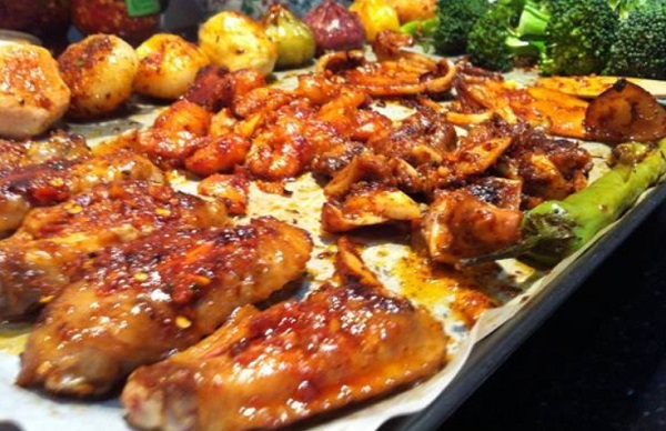 小二哥自助烧烤加盟费